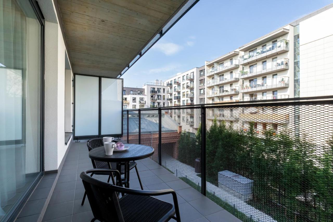 Modern City Center Apartments By Noclegi Renters พอซนาน ภายนอก รูปภาพ