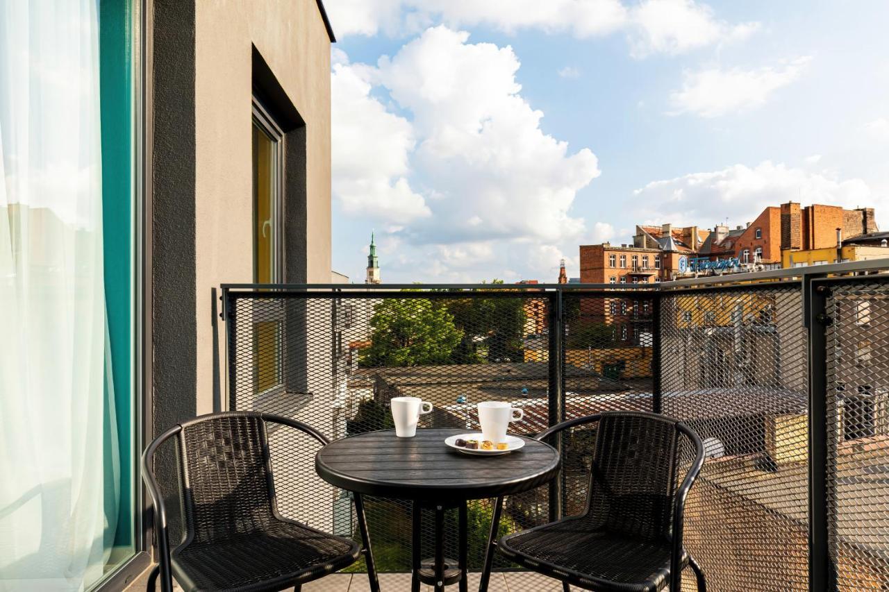 Modern City Center Apartments By Noclegi Renters พอซนาน ภายนอก รูปภาพ