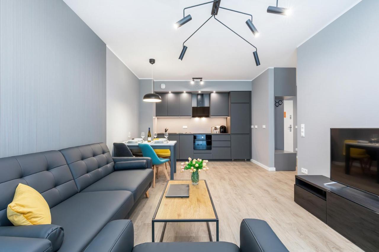 Modern City Center Apartments By Noclegi Renters พอซนาน ภายนอก รูปภาพ