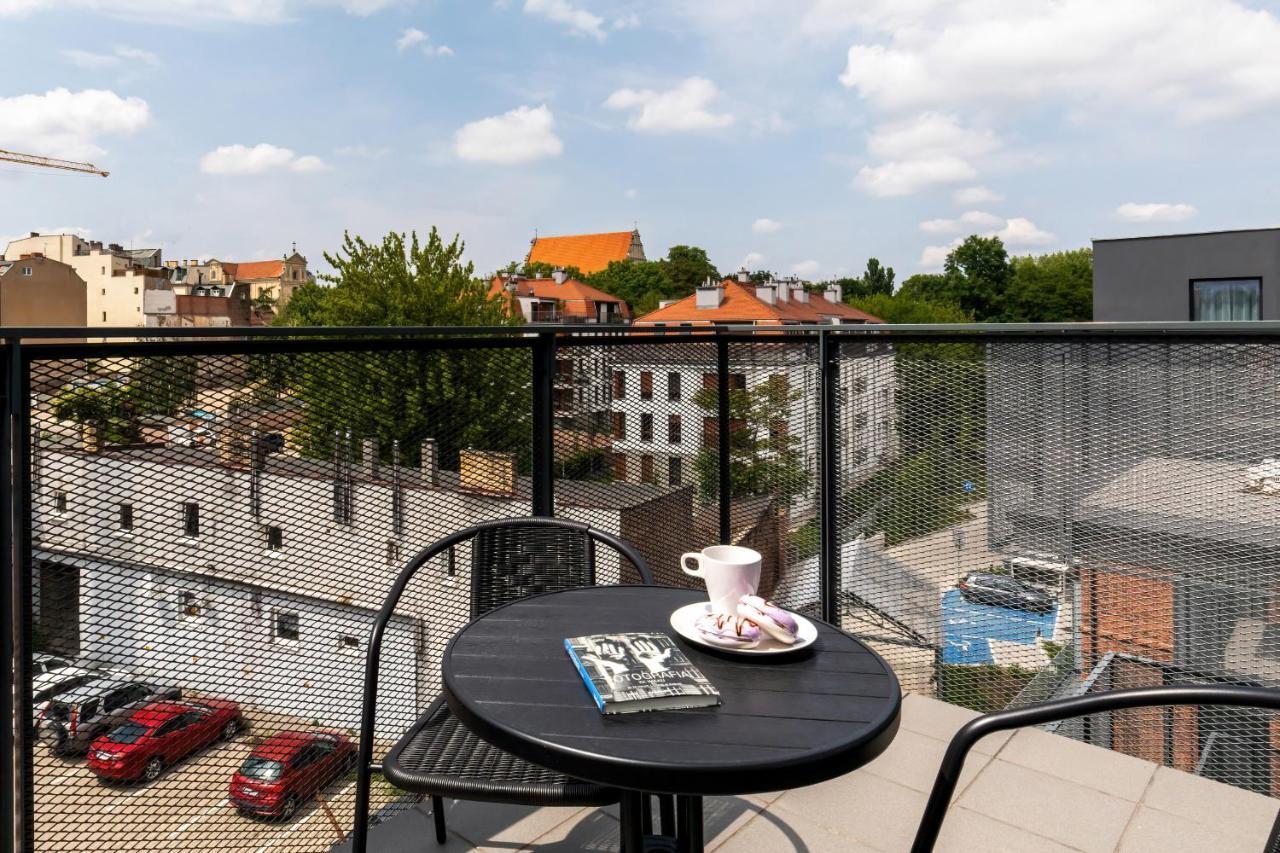 Modern City Center Apartments By Noclegi Renters พอซนาน ภายนอก รูปภาพ