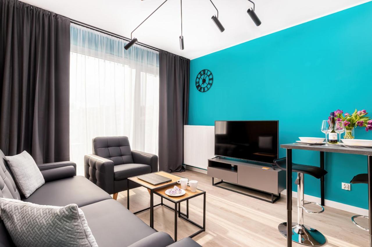 Modern City Center Apartments By Noclegi Renters พอซนาน ภายนอก รูปภาพ