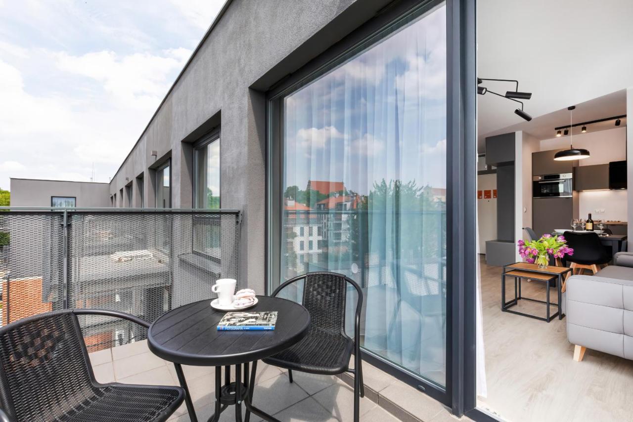 Modern City Center Apartments By Noclegi Renters พอซนาน ภายนอก รูปภาพ