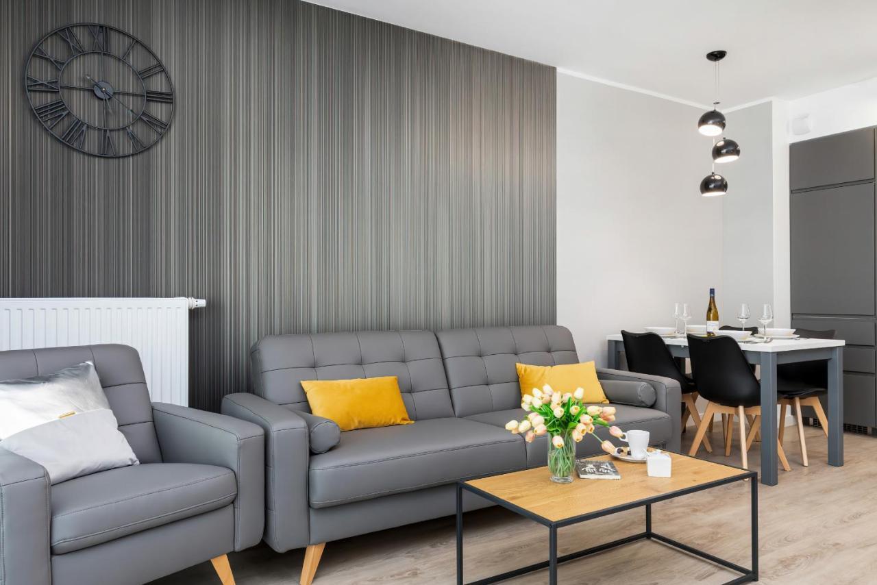 Modern City Center Apartments By Noclegi Renters พอซนาน ภายนอก รูปภาพ